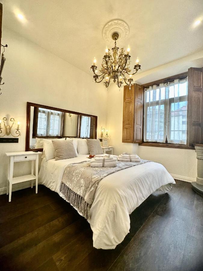 Claren'S Boutique Rooms Кангас-дель-Нарсеа Экстерьер фото