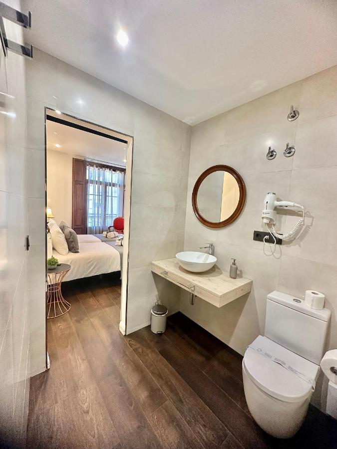 Claren'S Boutique Rooms Кангас-дель-Нарсеа Экстерьер фото